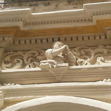 Antica Galateo Bed & Breakfast Lecce Ngoại thất bức ảnh