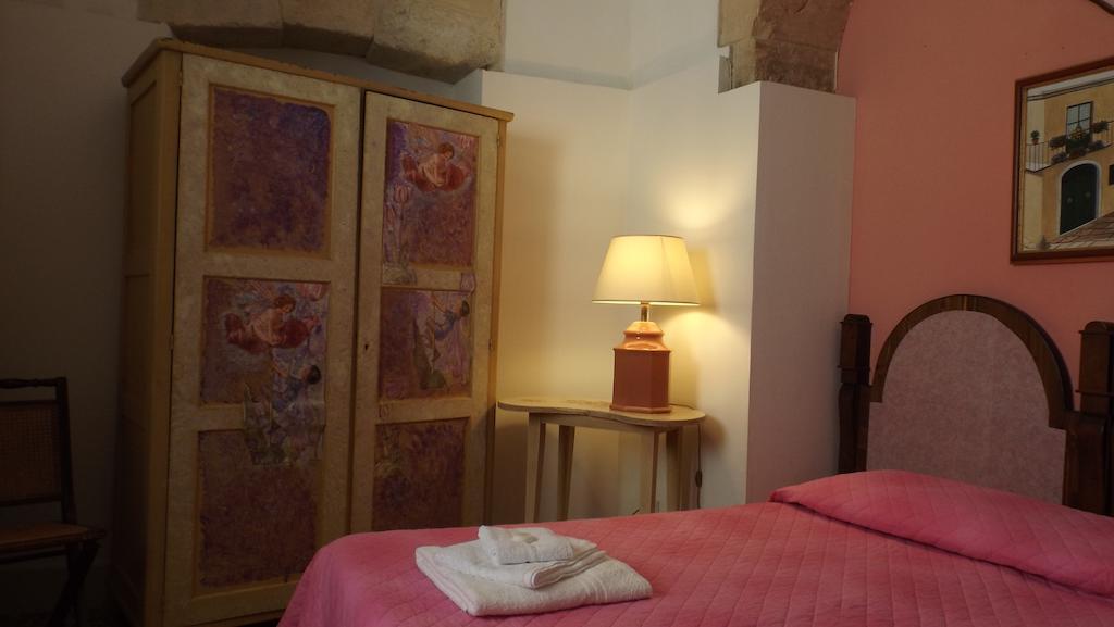 Antica Galateo Bed & Breakfast Lecce Phòng bức ảnh