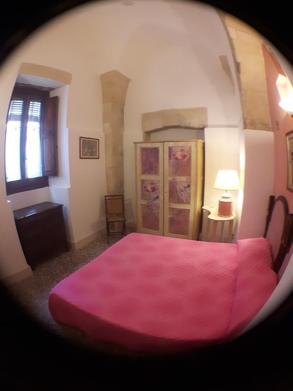 Antica Galateo Bed & Breakfast Lecce Ngoại thất bức ảnh