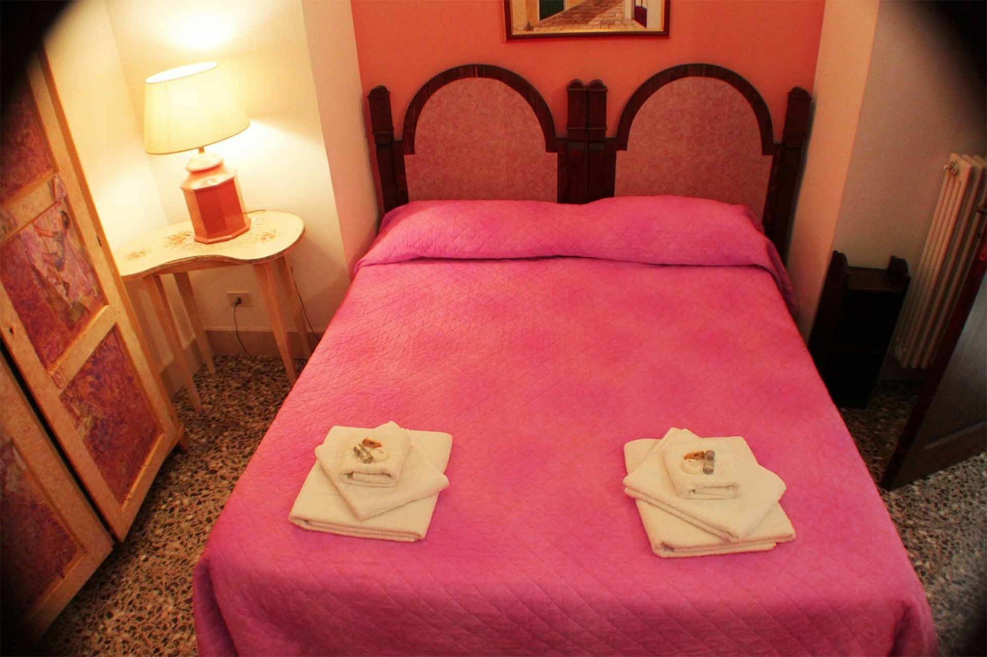 Antica Galateo Bed & Breakfast Lecce Ngoại thất bức ảnh